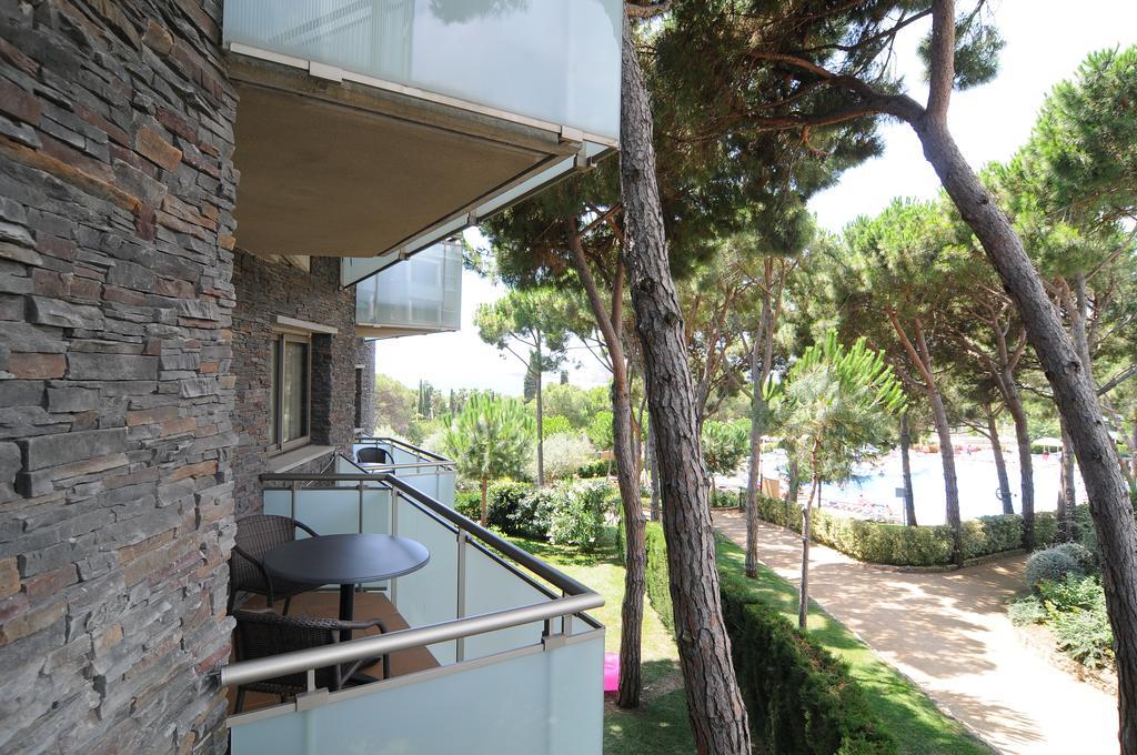 One-Bedroom Apartment with Terrace (3 Adults),1214645110:JPEG